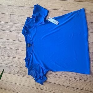Short sleeve blue blouse